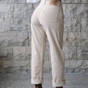 Levi creme pants